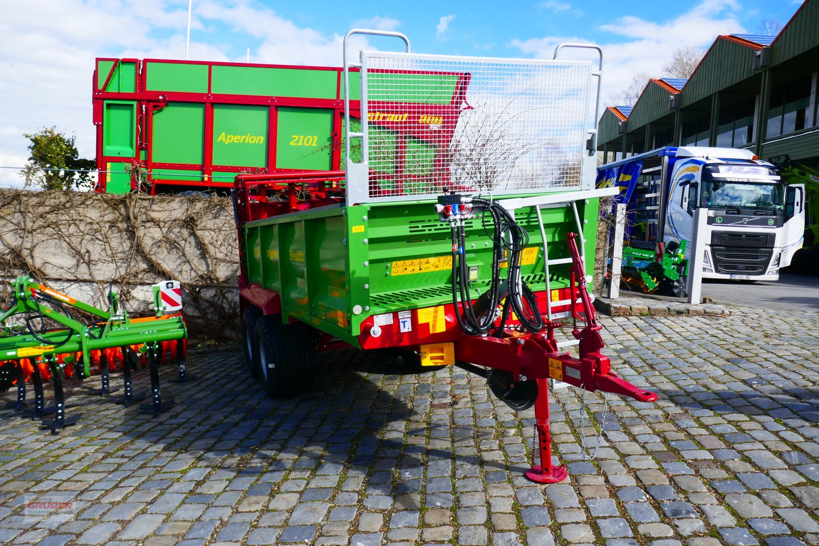 Dungstreuer от тип Strautmann MS 801, Neumaschine в Dorfen (Снимка 3)