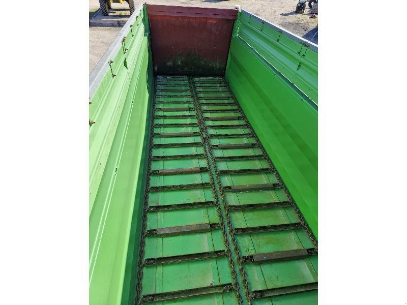 Dungstreuer του τύπου Strautmann PS2401, Gebrauchtmaschine σε BRAY en Val (Φωτογραφία 9)