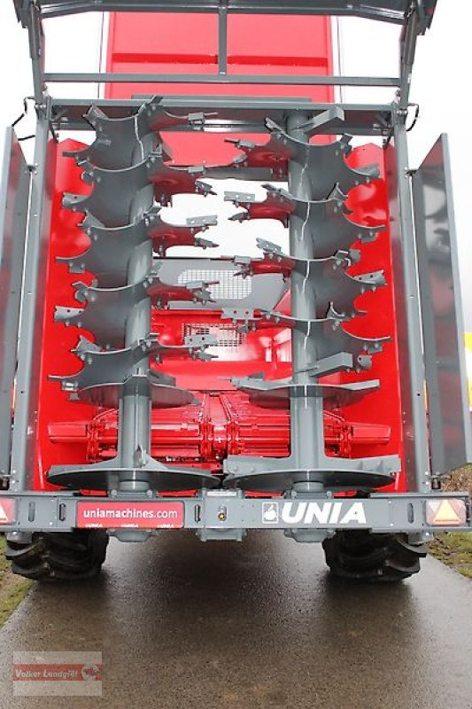 Dungstreuer des Typs Unia Apollo 16 Premium Tieflader Miststreuer 20 cbm, Neumaschine in Ostheim/Rhön (Bild 14)