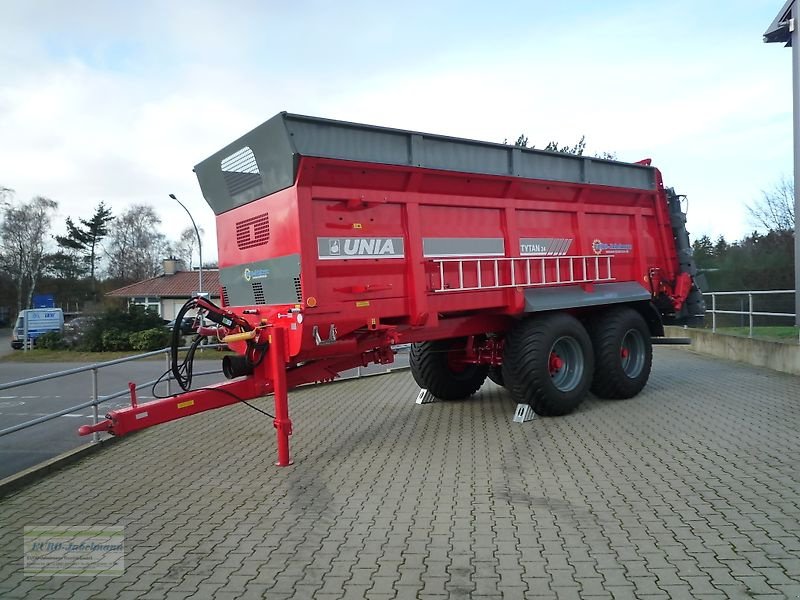 Dungstreuer van het type Unia Tandemstalldungstreuer Tytan 24 TD, Überjährige Ausstellungsmaschine, Gebrauchtmaschine in Itterbeck (Foto 1)