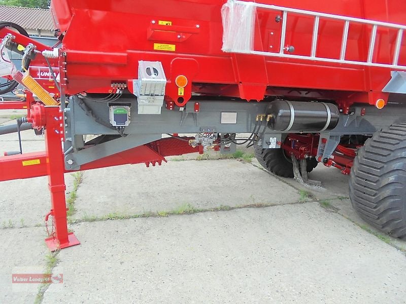Dungstreuer typu Unia Tytan 24 Miststreuer 26,5 cbm Breitstreuwerk, Neumaschine v Ostheim/Rhön (Obrázek 21)