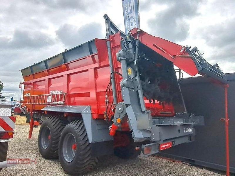 Dungstreuer a típus Unia Tytan 24 Miststreuer 26,5 cbm Breitstreuwerk, Neumaschine ekkor: Ostheim/Rhön