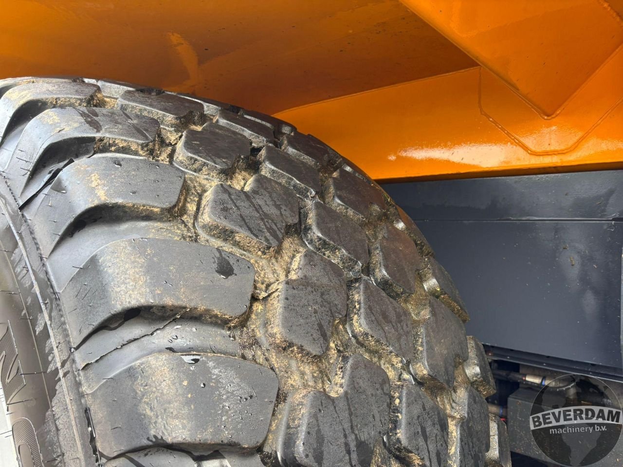 Dungstreuer of the type Veenhuis TRB 28000, Gebrauchtmaschine in Vriezenveen (Picture 10)