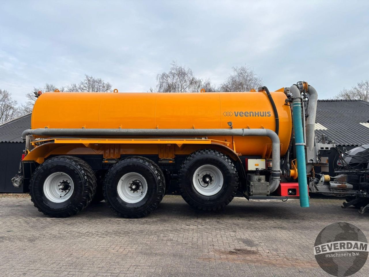 Dungstreuer of the type Veenhuis TRB 28000, Gebrauchtmaschine in Vriezenveen (Picture 2)