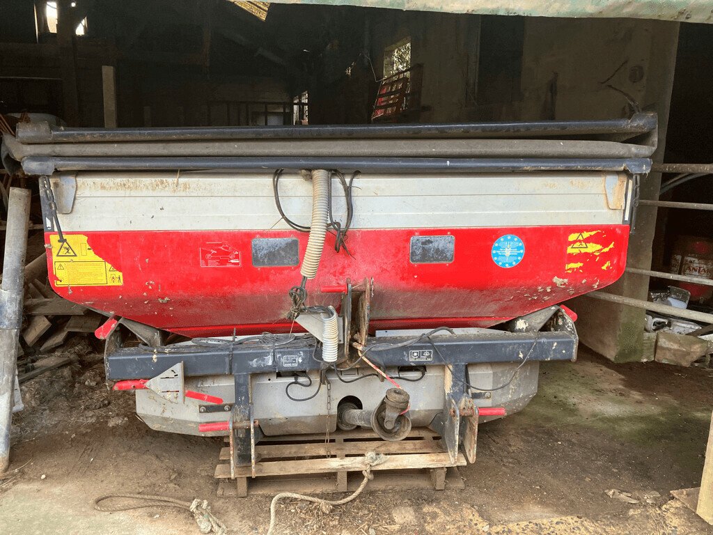 Dungstreuer du type Vicon EPANDEUR ROTA FLOW RO-M, Gebrauchtmaschine en PLOUIGNEAU (Photo 2)