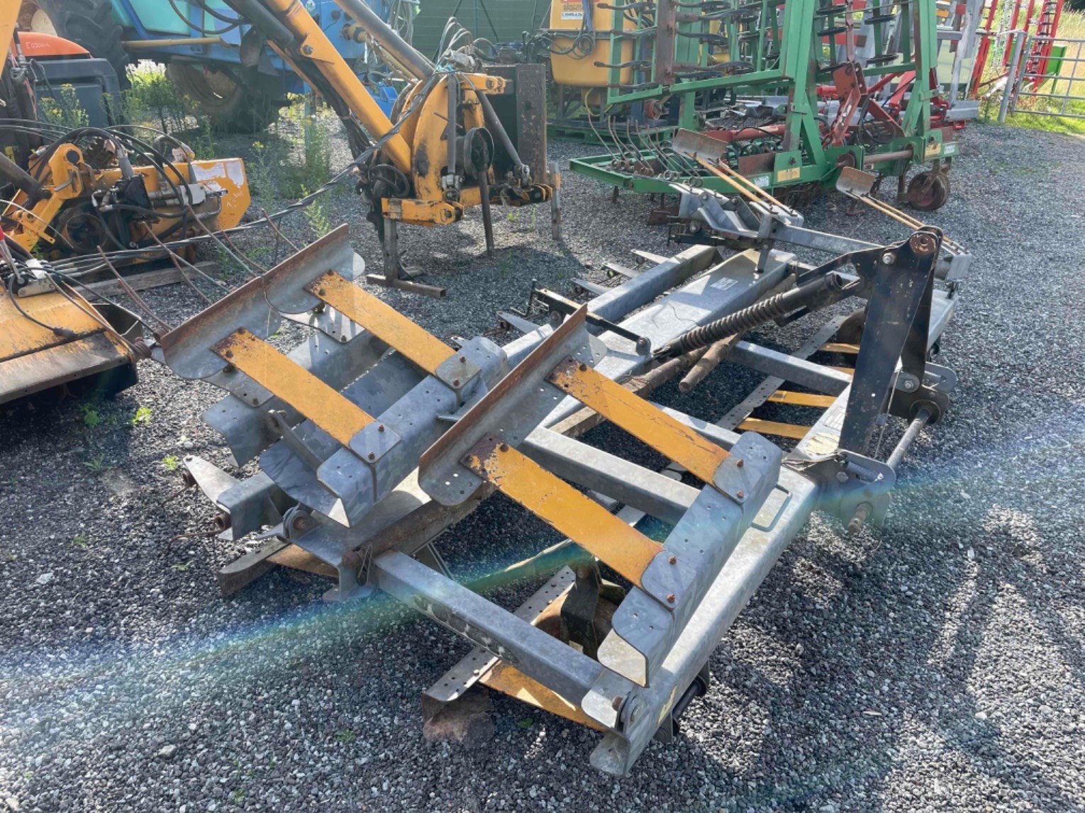 Egge za tip Agrimat EB420R3X, Gebrauchtmaschine u LA SOUTERRAINE (Slika 2)