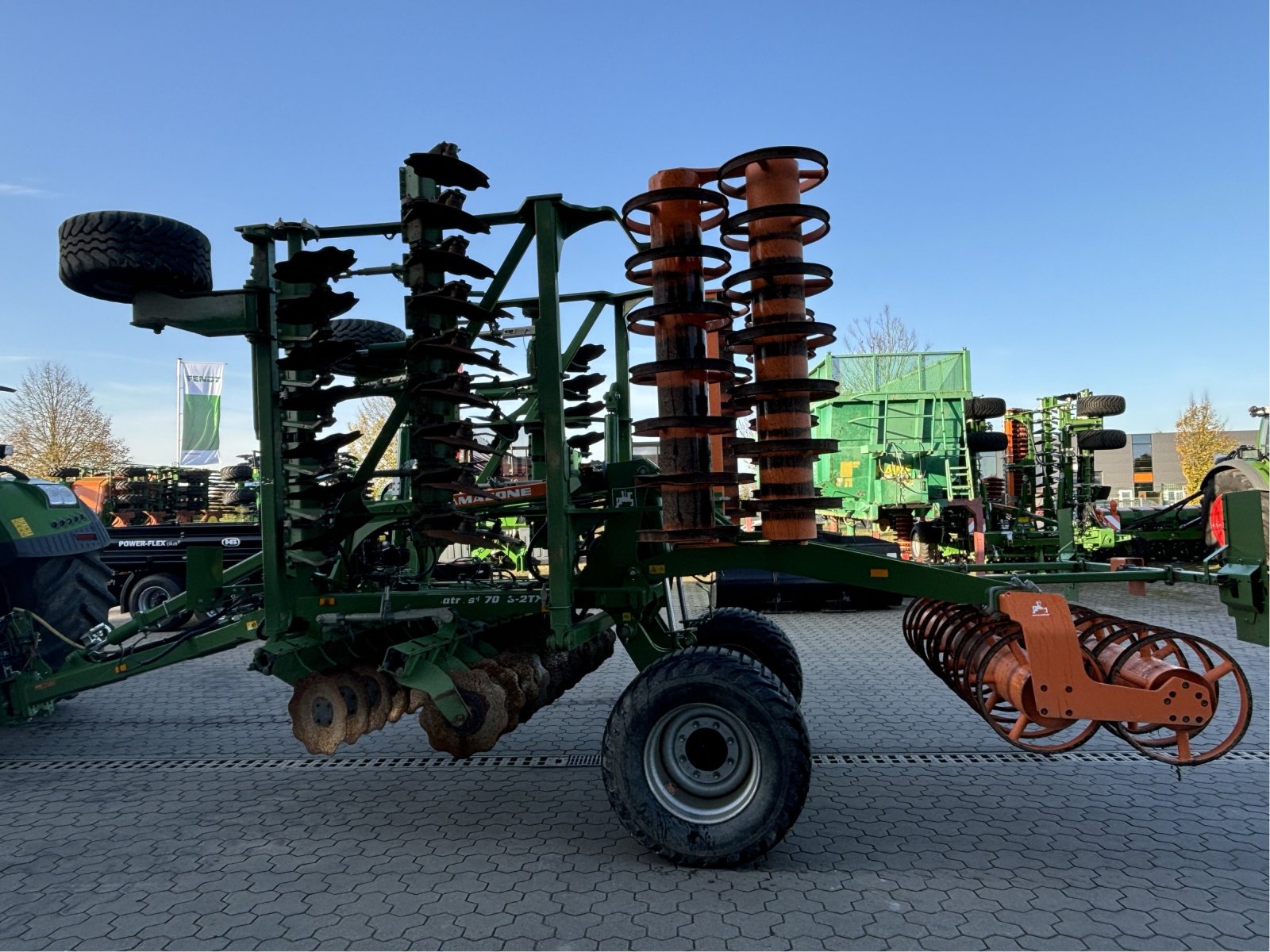 Egge des Typs Amazone Catros+ 7003-2TX, Gebrauchtmaschine in Gadebusch (Bild 2)