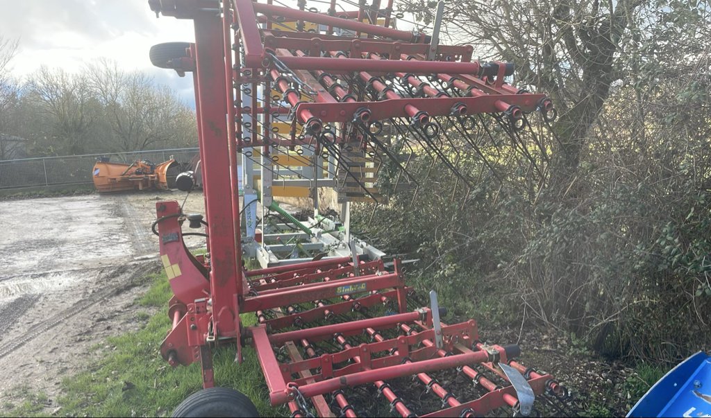 Egge za tip Einböck Grass manager, Gebrauchtmaschine u Millau (Slika 4)