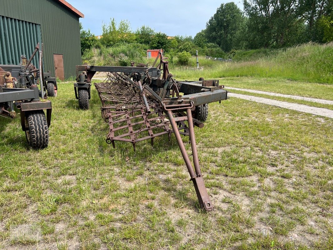 Egge типа Fortschritt Kopplungswagen T 890 mit Eggen, Gebrauchtmaschine в Prenzlau (Фотография 2)