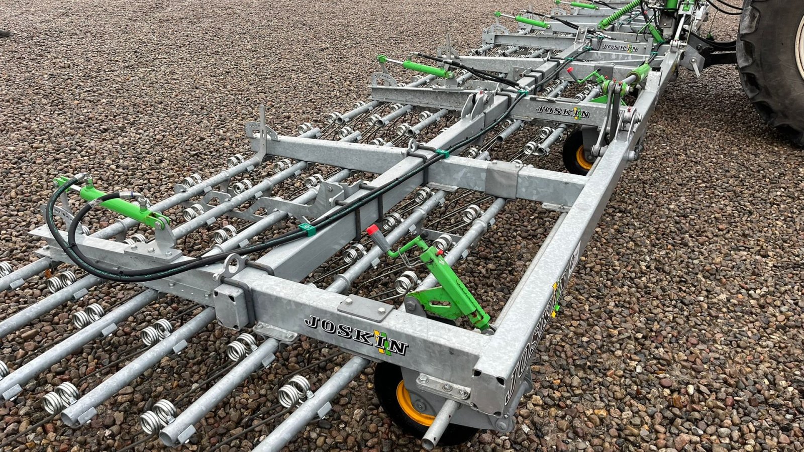 Egge typu Joskin SCARIFLEX 1200 R6S6 12m bredstrigle med 6rækker tænder. Noget at det ypperste man kan få., Gebrauchtmaschine v Lintrup (Obrázek 9)