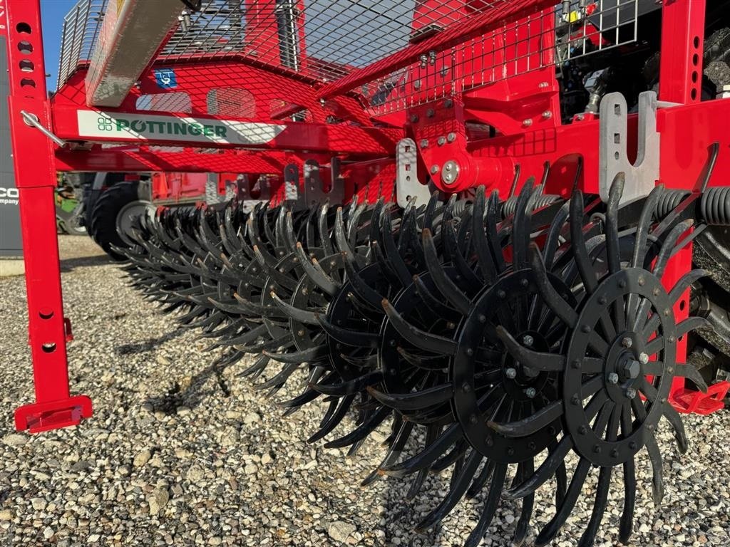 Egge des Typs Pöttinger Pöttinger Rotocare V 8000, Gebrauchtmaschine in Hadsten (Bild 10)