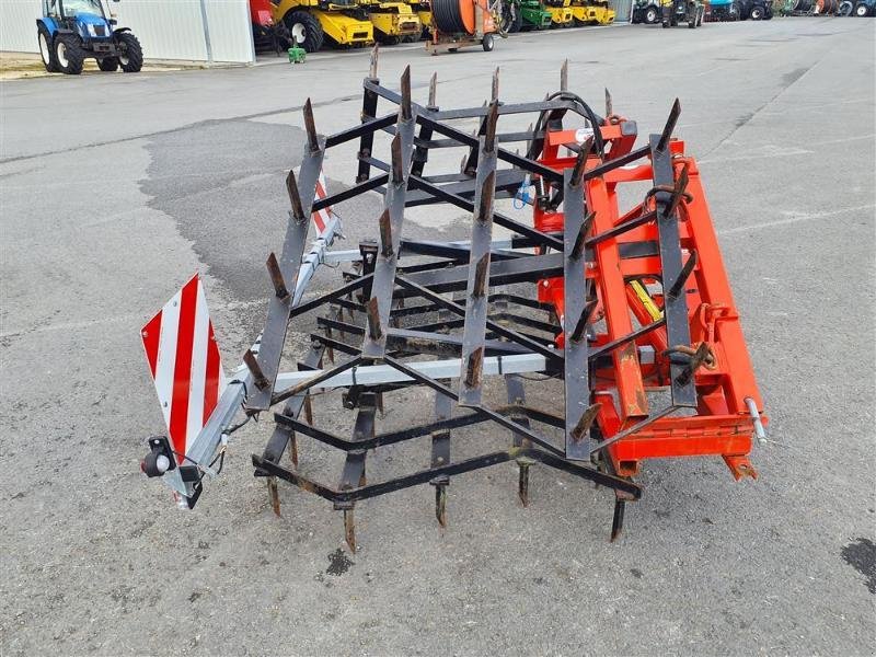 Egge του τύπου Quivogne ET4V, Gebrauchtmaschine σε ANTIGNY (Φωτογραφία 4)