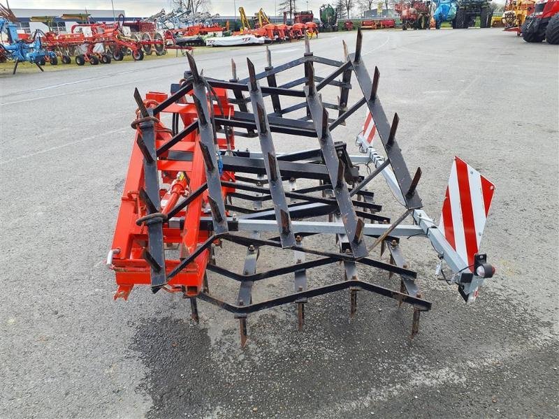 Egge του τύπου Quivogne ET4V, Gebrauchtmaschine σε ANTIGNY (Φωτογραφία 8)