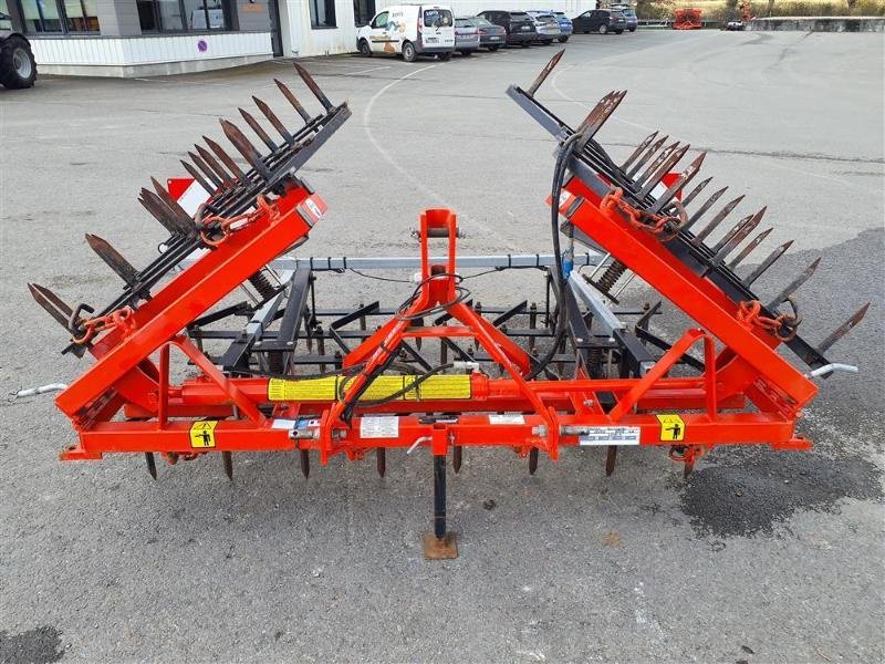 Egge του τύπου Quivogne ET4V, Gebrauchtmaschine σε ANTIGNY (Φωτογραφία 2)