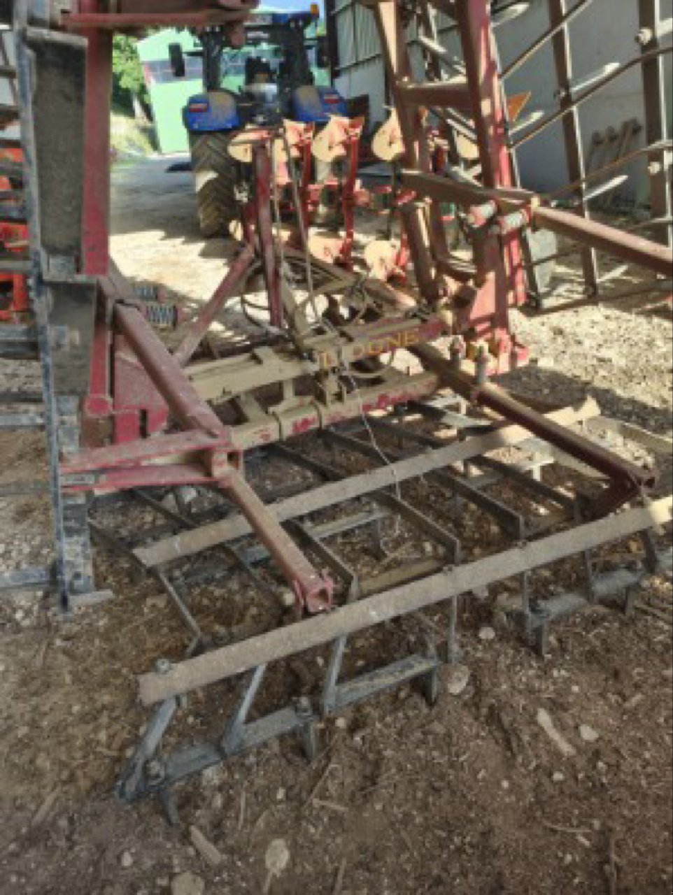 Egge des Typs Quivogne HV 500 GD, Gebrauchtmaschine in Lalœuf (Bild 5)