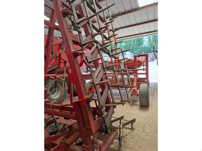 Egge типа Quivogne HV630, Gebrauchtmaschine в CHAUMONT (Фотография 3)