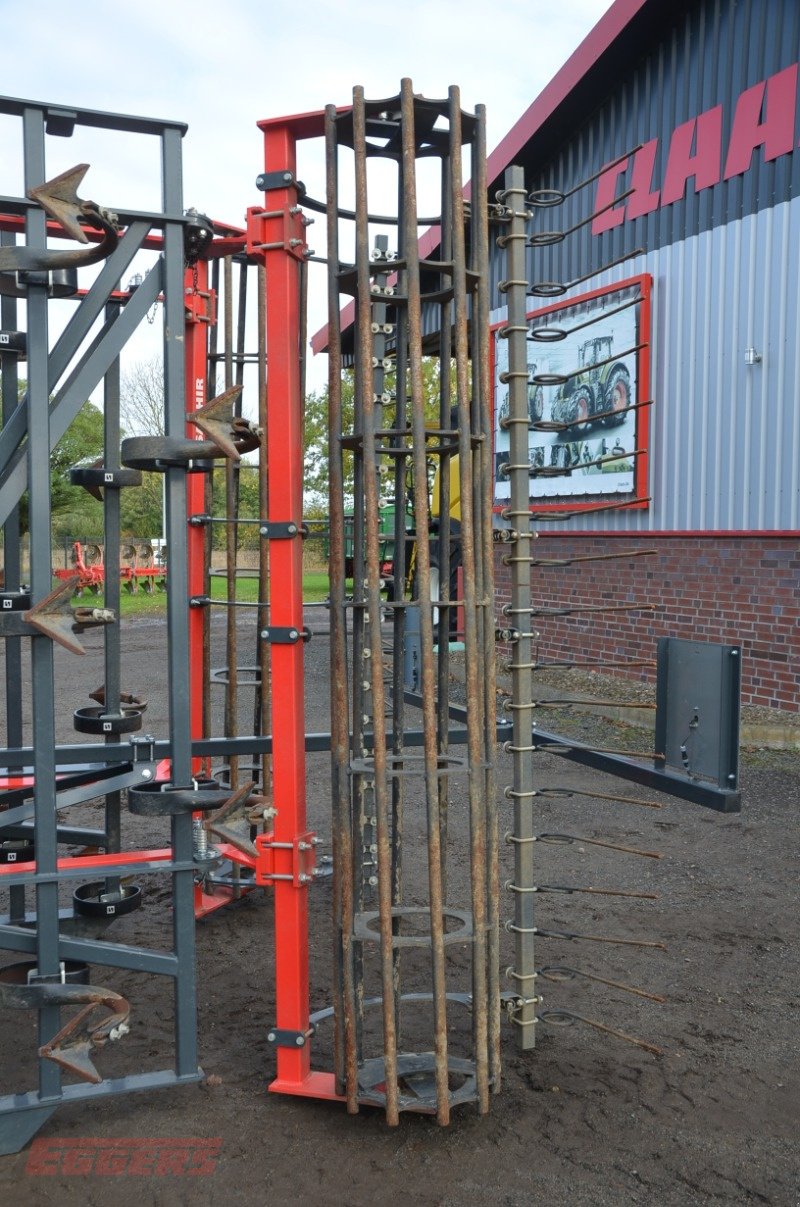 Egge des Typs Saphir Allstar 601 Longline, Neumaschine in Suhlendorf (Bild 12)