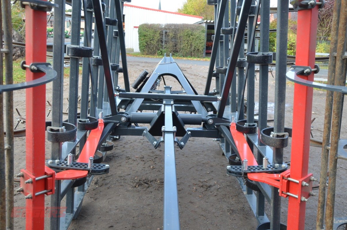 Egge des Typs Saphir Allstar 601 Longline, Neumaschine in Suhlendorf (Bild 15)