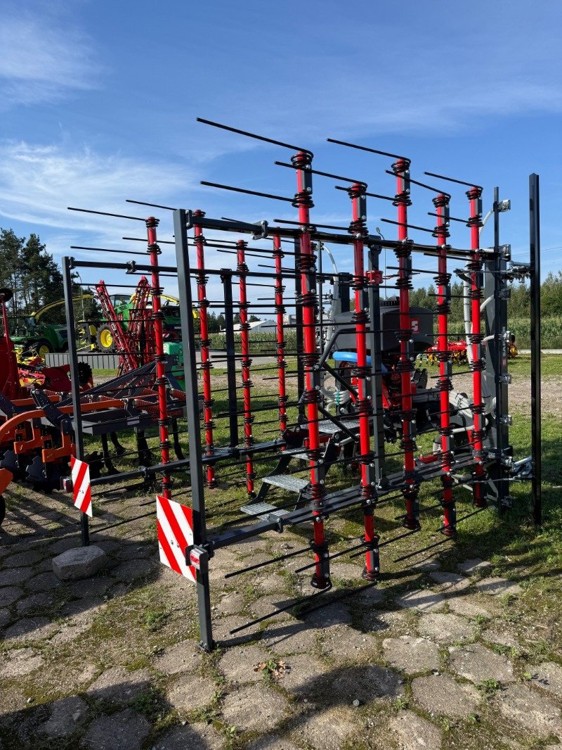 Egge des Typs Saphir CLEARSTAR 601 + PS 300 M1, Neumaschine in Mrągowo (Bild 1)