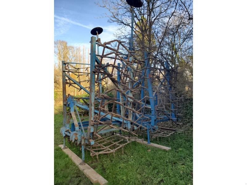 Egge типа Sonstige BGL, Gebrauchtmaschine в BRAY en Val (Фотография 1)