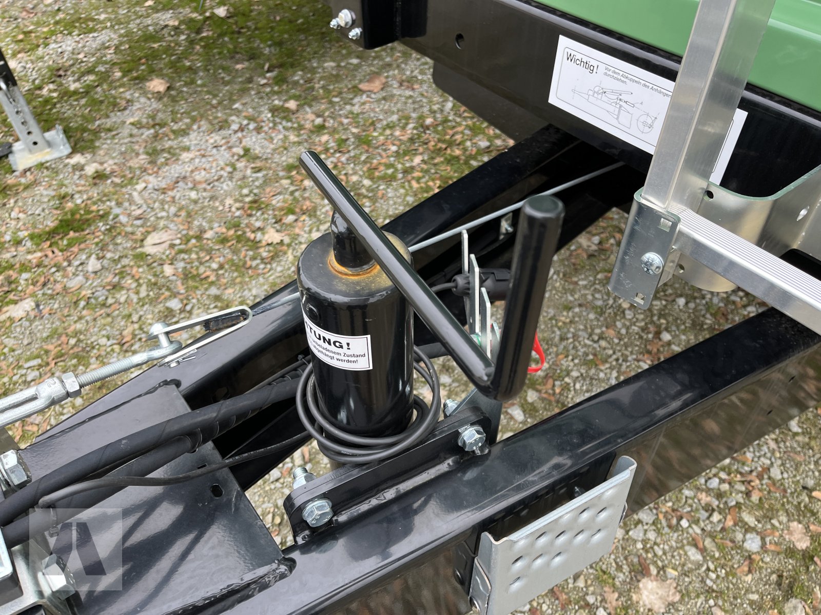 Einachskipper des Typs Brantner E6040, Neumaschine in Tettenweis I Karpfham (Bild 4)