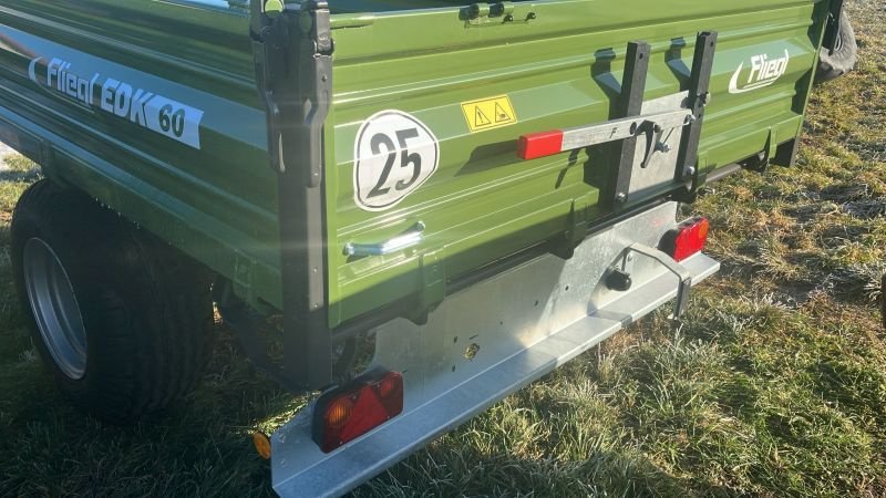 Einachskipper des Typs Fliegl EDK 60 FOX, Neumaschine in Obersöchering (Bild 4)