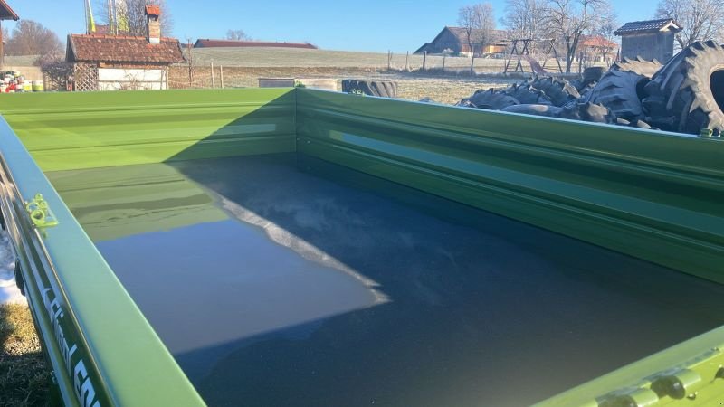 Einachskipper des Typs Fliegl EDK 60 FOX, Neumaschine in Obersöchering (Bild 5)