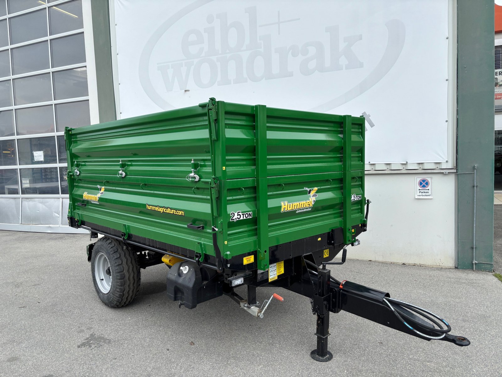 Einachskipper des Typs Hummel RMU 1225, Neumaschine in Gerasdorf (Bild 1)