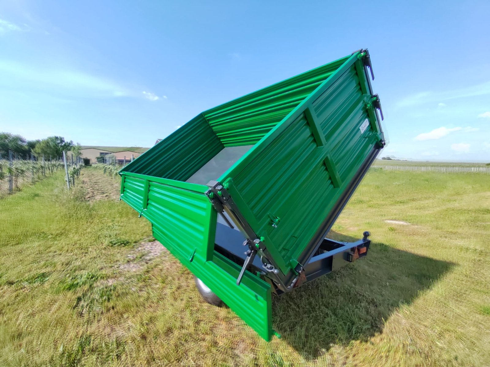 Einachskipper des Typs IMEG Neu! EDK 4 Tonner 300x180x40 cm + 40 cm Aufsatz - Essenza, Neumaschine in Sommerach (Bild 15)