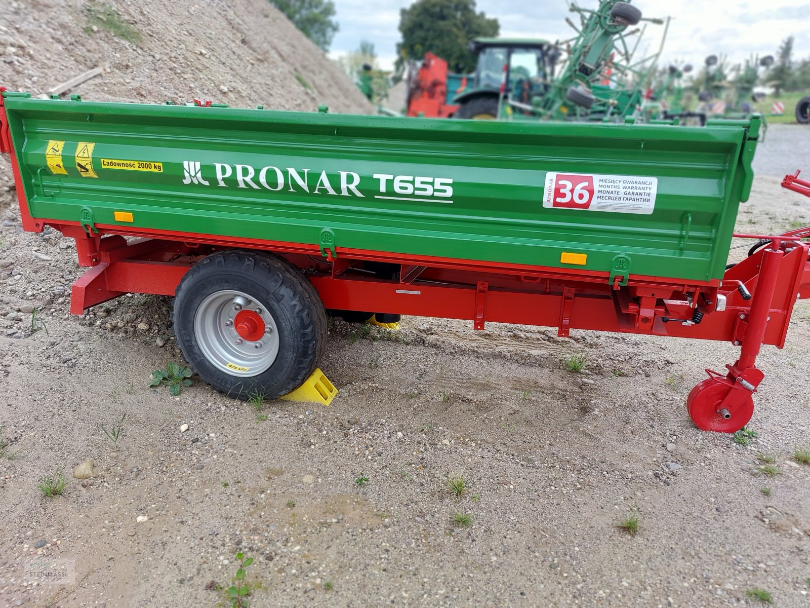 Einachskipper des Typs PRONAR T655, Neumaschine in Petting (Bild 1)