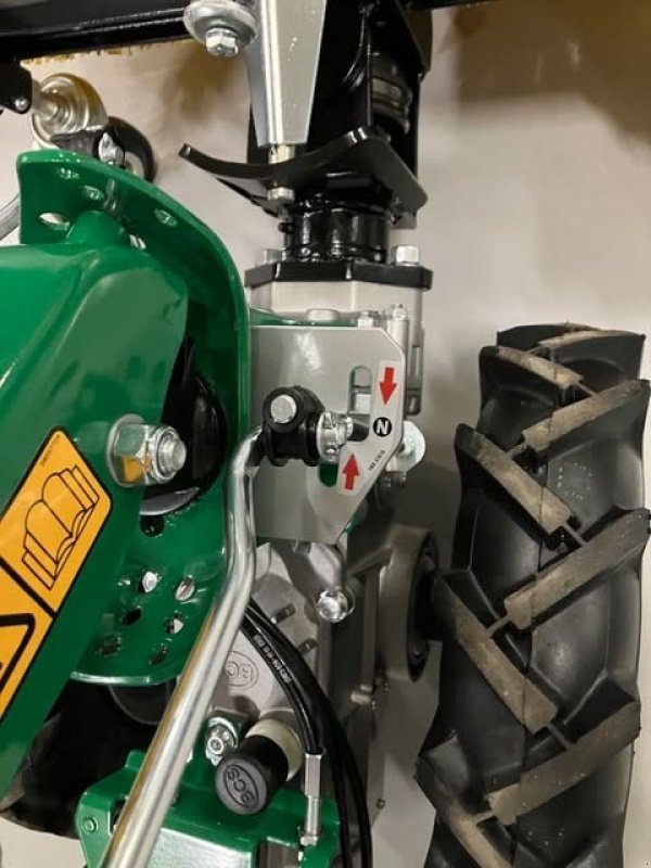 Einachstraktor Türe ait Ferrari 306, Gebrauchtmaschine içinde Glamsbjerg (resim 7)