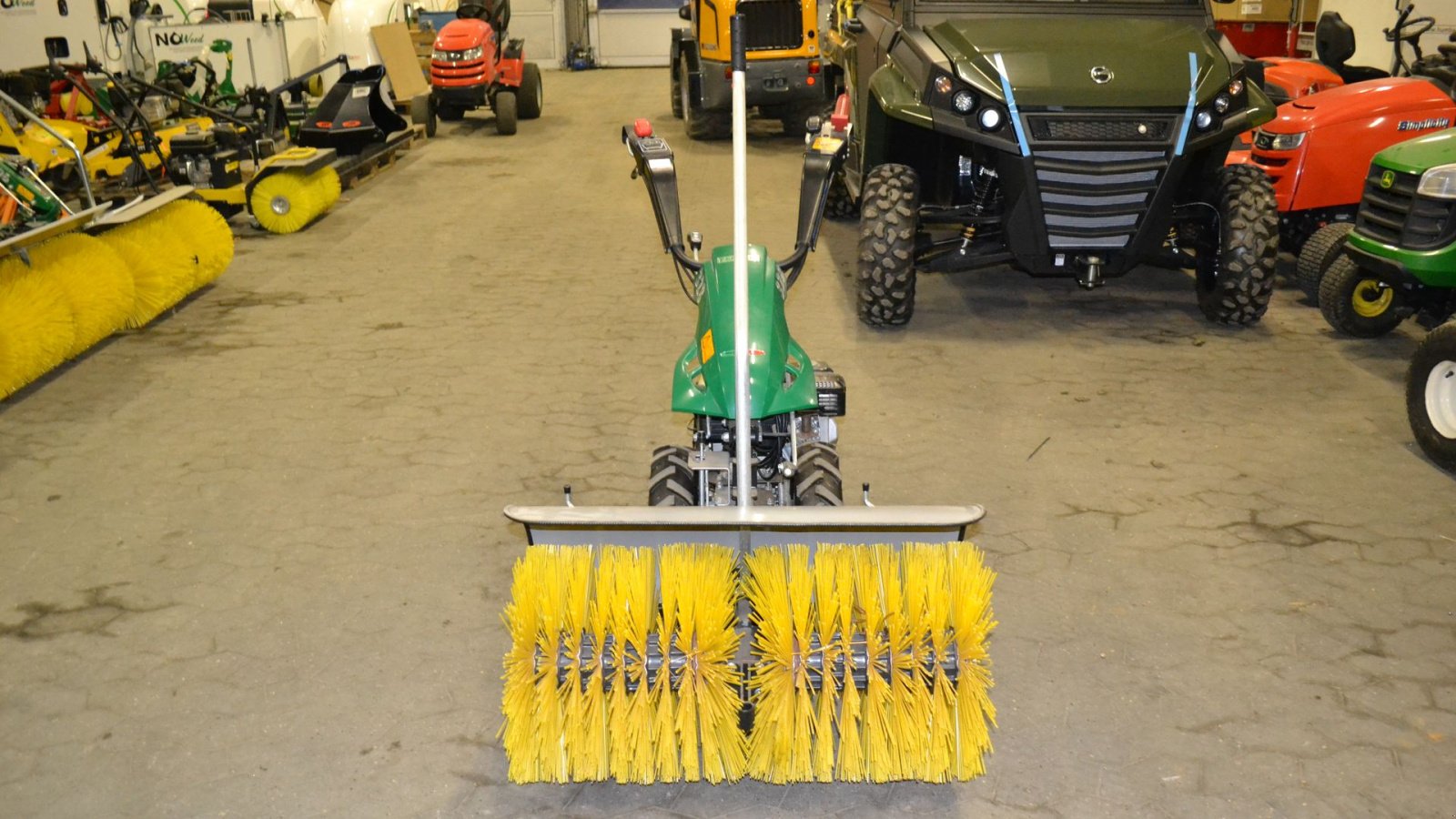 Einachstraktor del tipo Ferrari 328 med kost GX200 Rekyl, Gebrauchtmaschine en Glamsbjerg (Imagen 5)