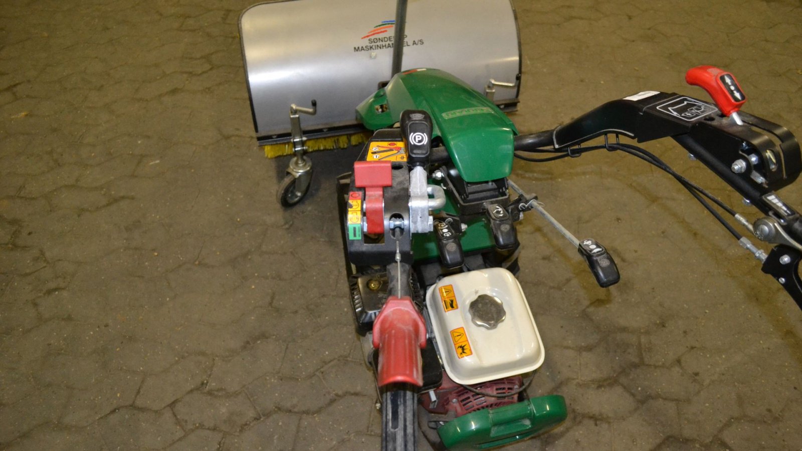 Einachstraktor del tipo Ferrari 328 med kost GX200 Rekyl, Gebrauchtmaschine en Glamsbjerg (Imagen 9)