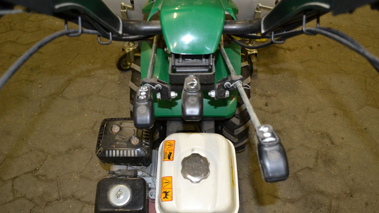 Einachstraktor del tipo Ferrari 328 med kost GX200 Rekyl, Gebrauchtmaschine en Glamsbjerg (Imagen 10)