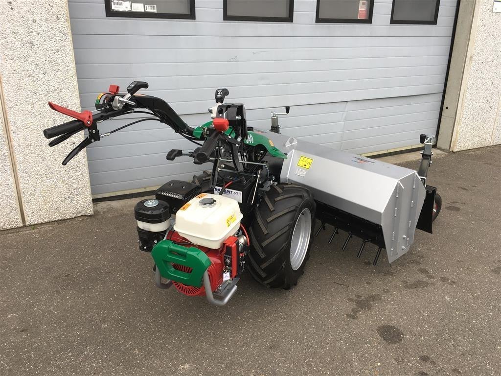 Einachstraktor del tipo Ferrari 340 benzin Tilbud med stenrive og brede hjul, Gebrauchtmaschine In Holstebro (Immagine 4)