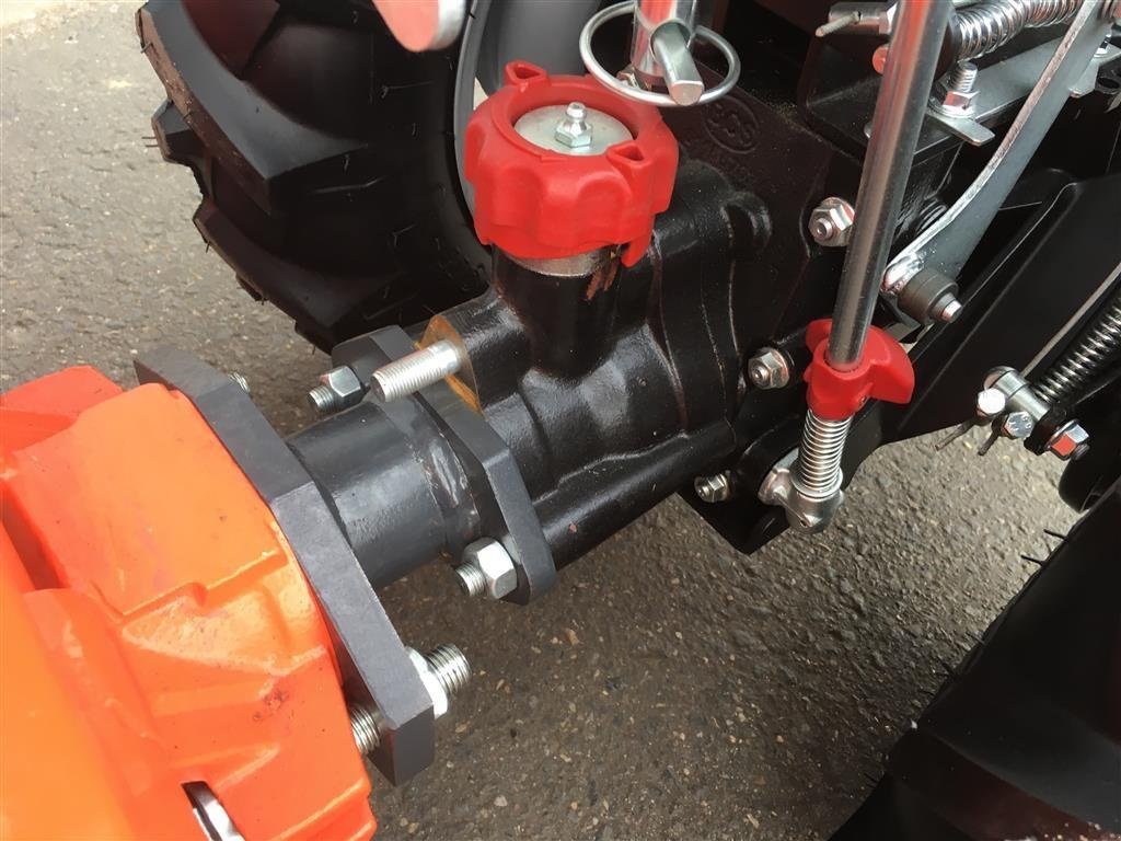 Einachstraktor des Typs Ferrari 360 - Honda Benzin Tilbud med 84cm stennedlægningsfræser, Gebrauchtmaschine in Holstebro (Bild 7)