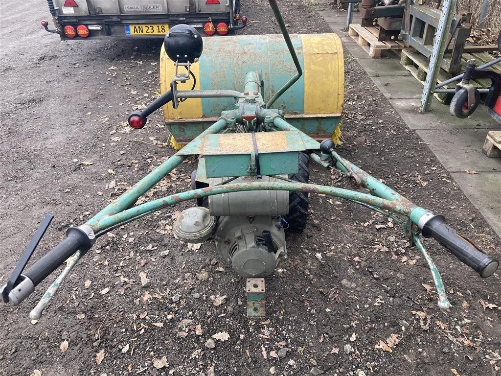 Einachstraktor Türe ait Irus U1200 med 120 cm fejemaskine, Gebrauchtmaschine içinde Roskilde (resim 4)