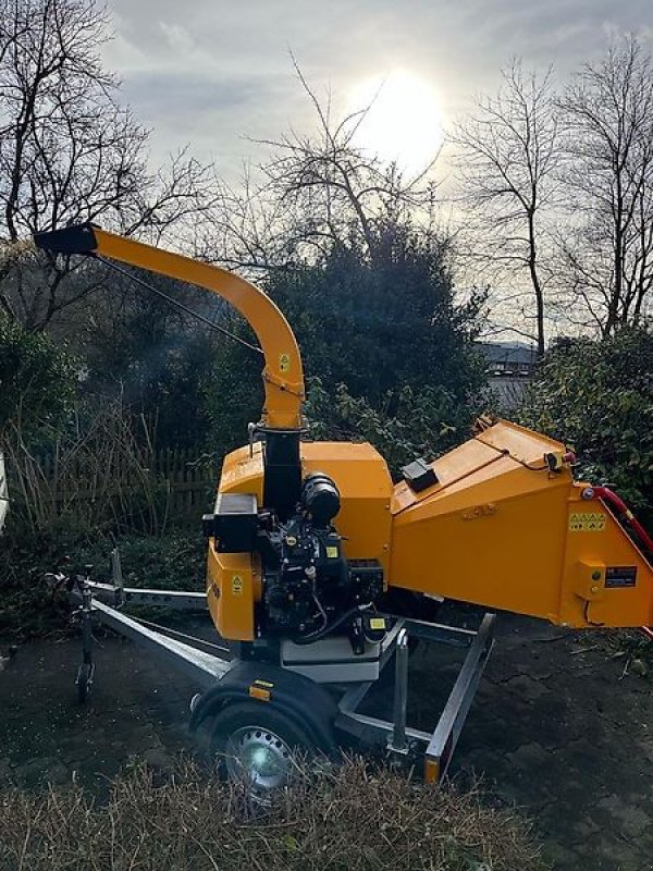 Einachstraktor del tipo laski Holzschredder Holzhäcksler Holzhacker Buschholzhacker Hacke, Gebrauchtmaschine In Schmallenberg (Immagine 3)