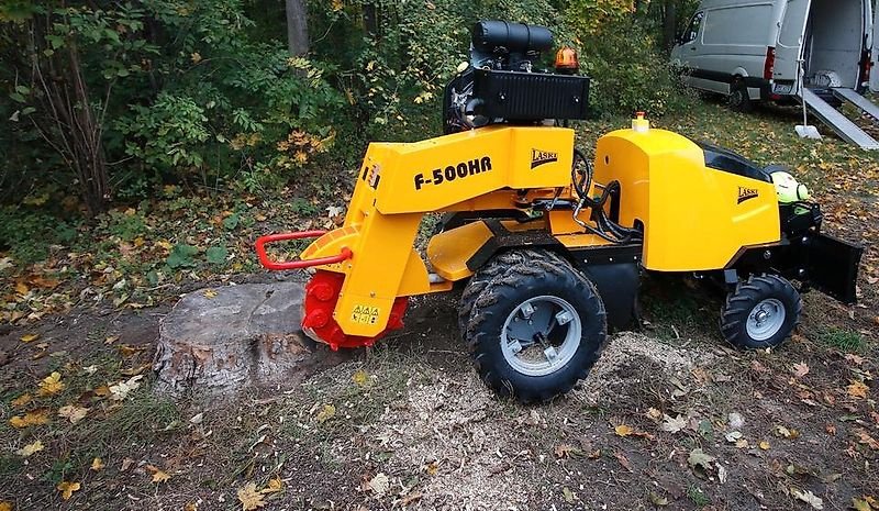 Einachstraktor типа laski Stubbenfräse Baumstumpffräse Grabenfräse Holzhäcksler Hacke, Gebrauchtmaschine в Schmallenberg (Фотография 1)