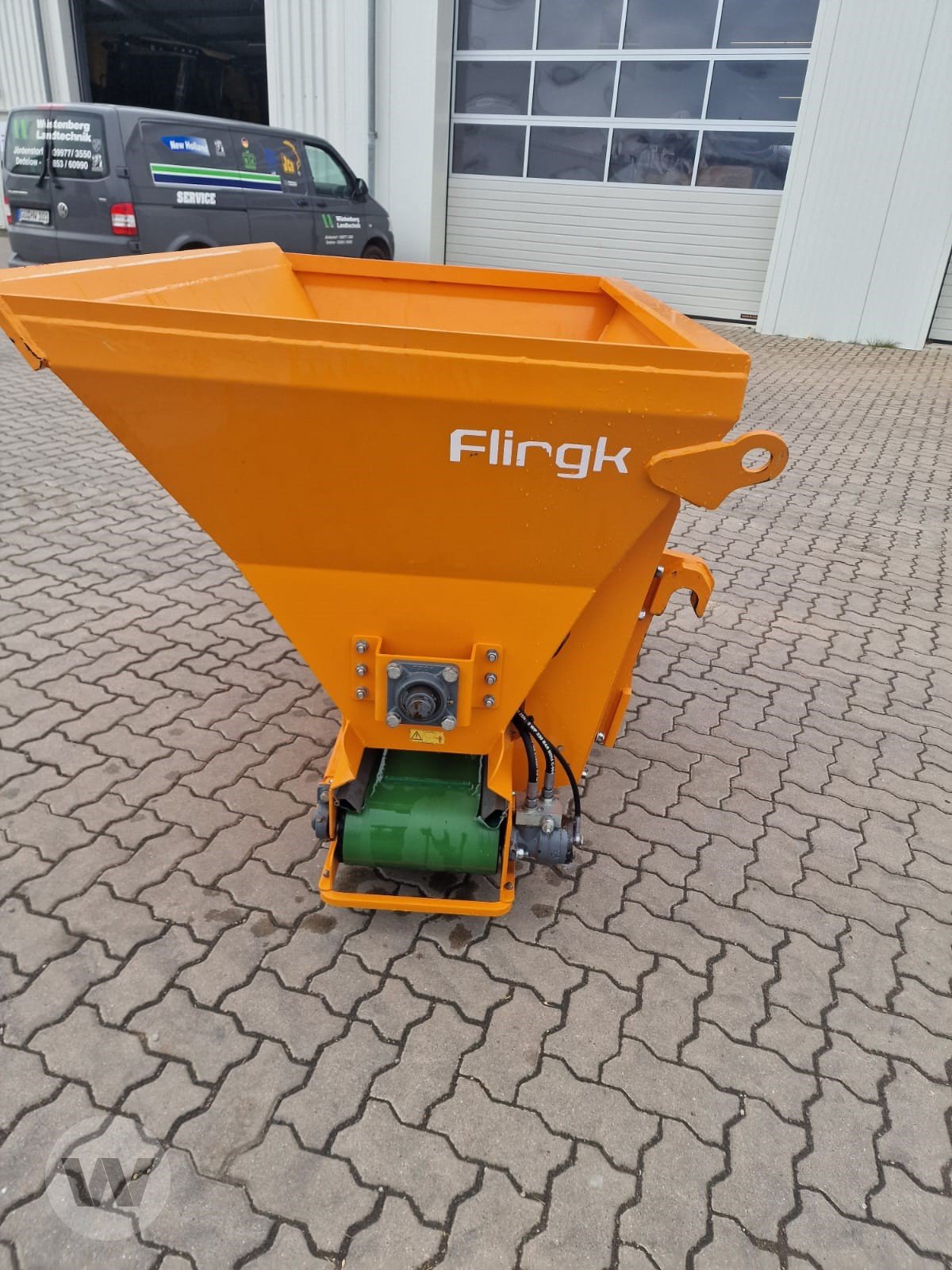 Einstreutechnik of the type AFM EINSTREUGERÄT, Gebrauchtmaschine in Jördenstorf (Picture 1)