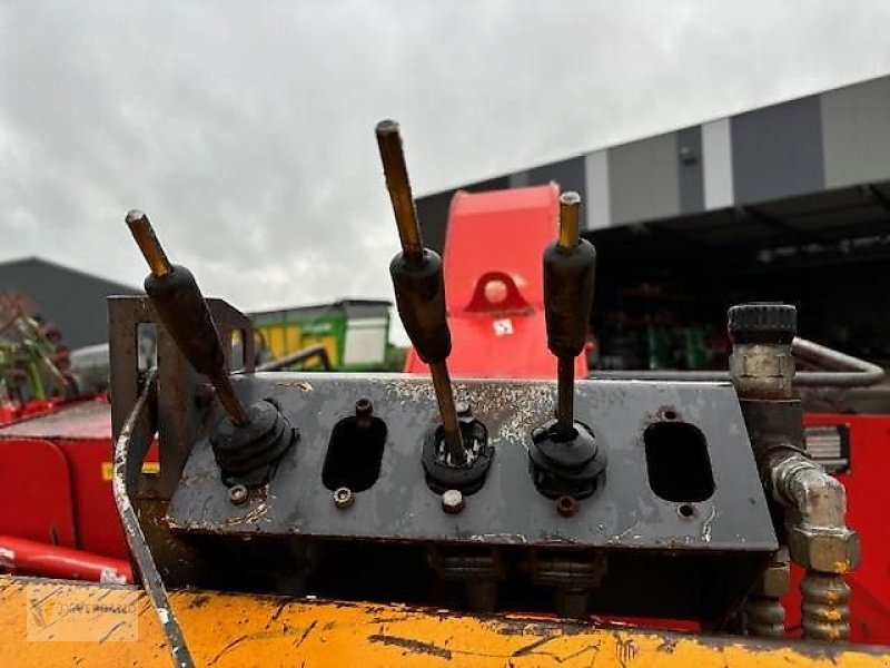 Einstreutechnik des Typs Audureau 3050, Gebrauchtmaschine in Colmar-Berg (Bild 8)