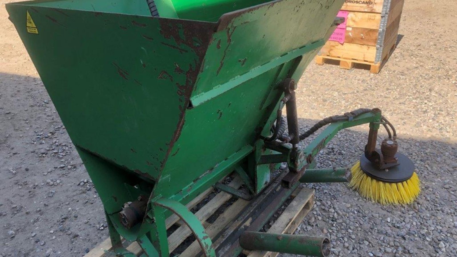 Einstreutechnik des Typs Avant Strøkasse  Med skraber og kost, Gebrauchtmaschine in Tinglev (Bild 5)