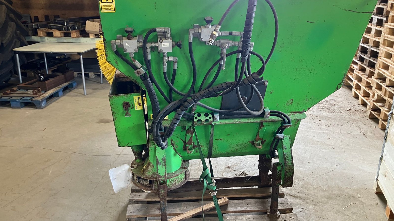 Einstreutechnik typu Avant Strøkasse, Gebrauchtmaschine w Rødekro (Zdjęcie 2)