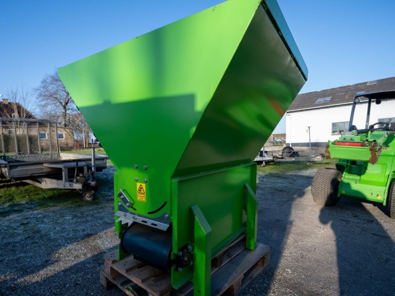Einstreutechnik tipa Avant Strøkasse, Gebrauchtmaschine u Roskilde