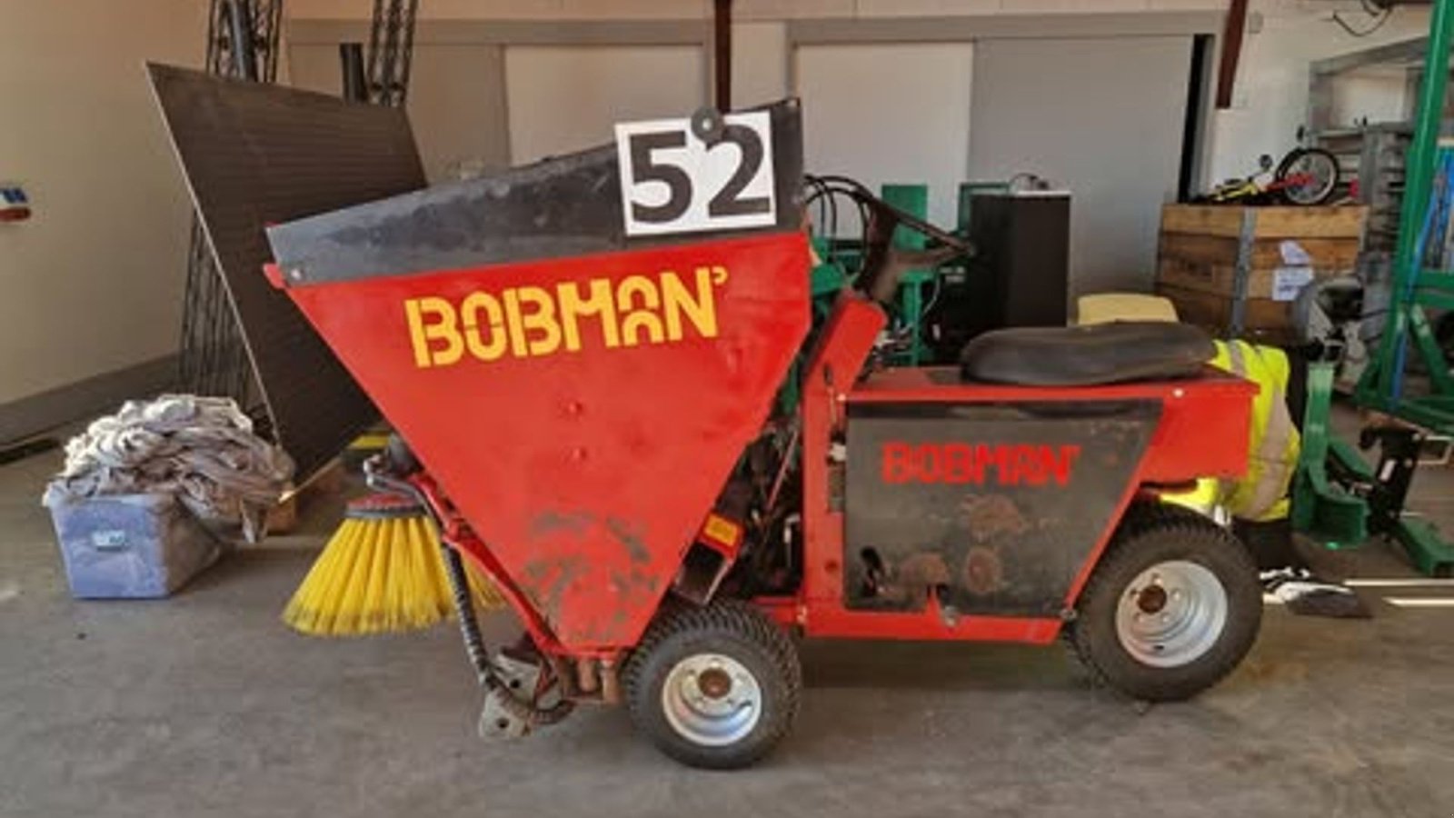 Einstreutechnik Türe ait Bobman Frontload, Gebrauchtmaschine içinde Møldrup (resim 1)