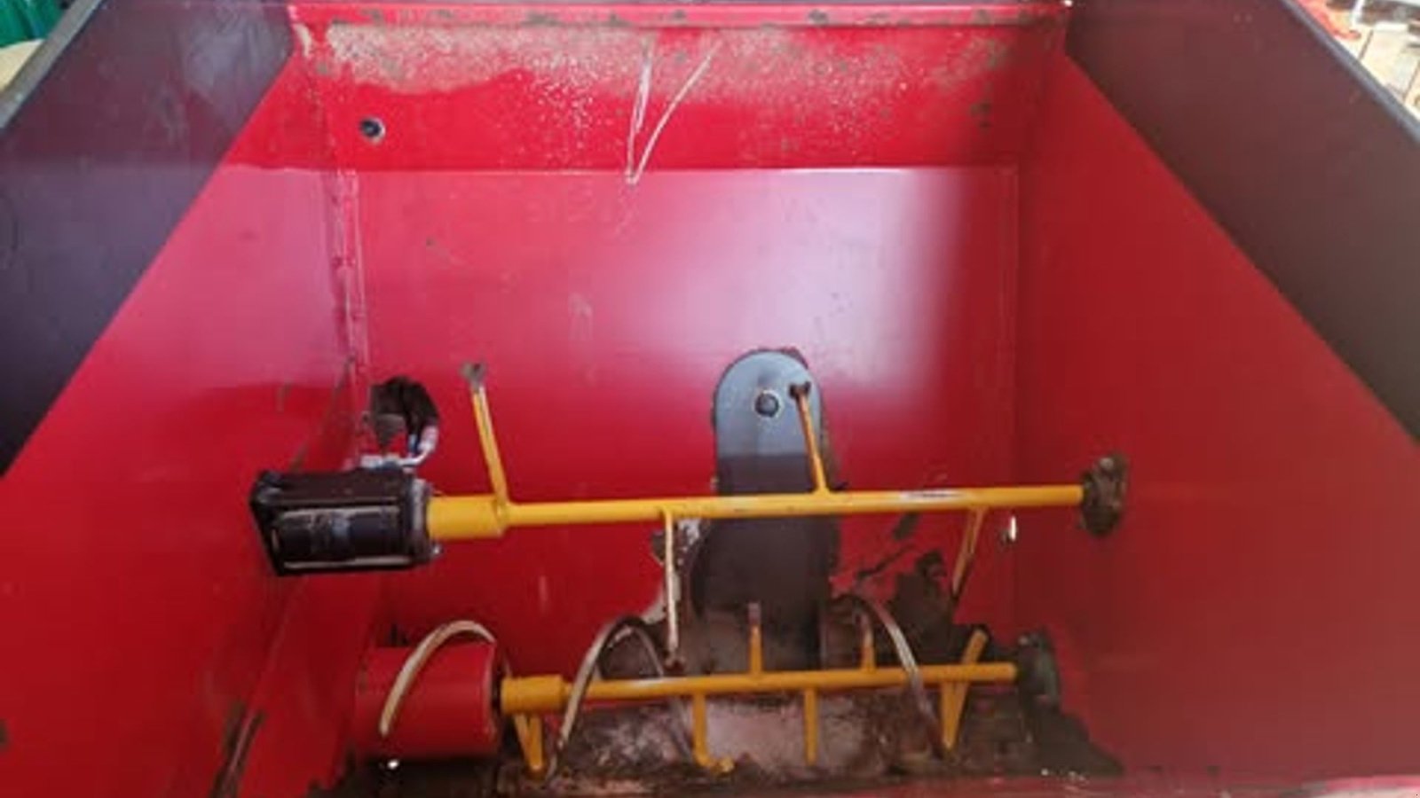 Einstreutechnik Türe ait Bobman Frontload, Gebrauchtmaschine içinde Møldrup (resim 3)