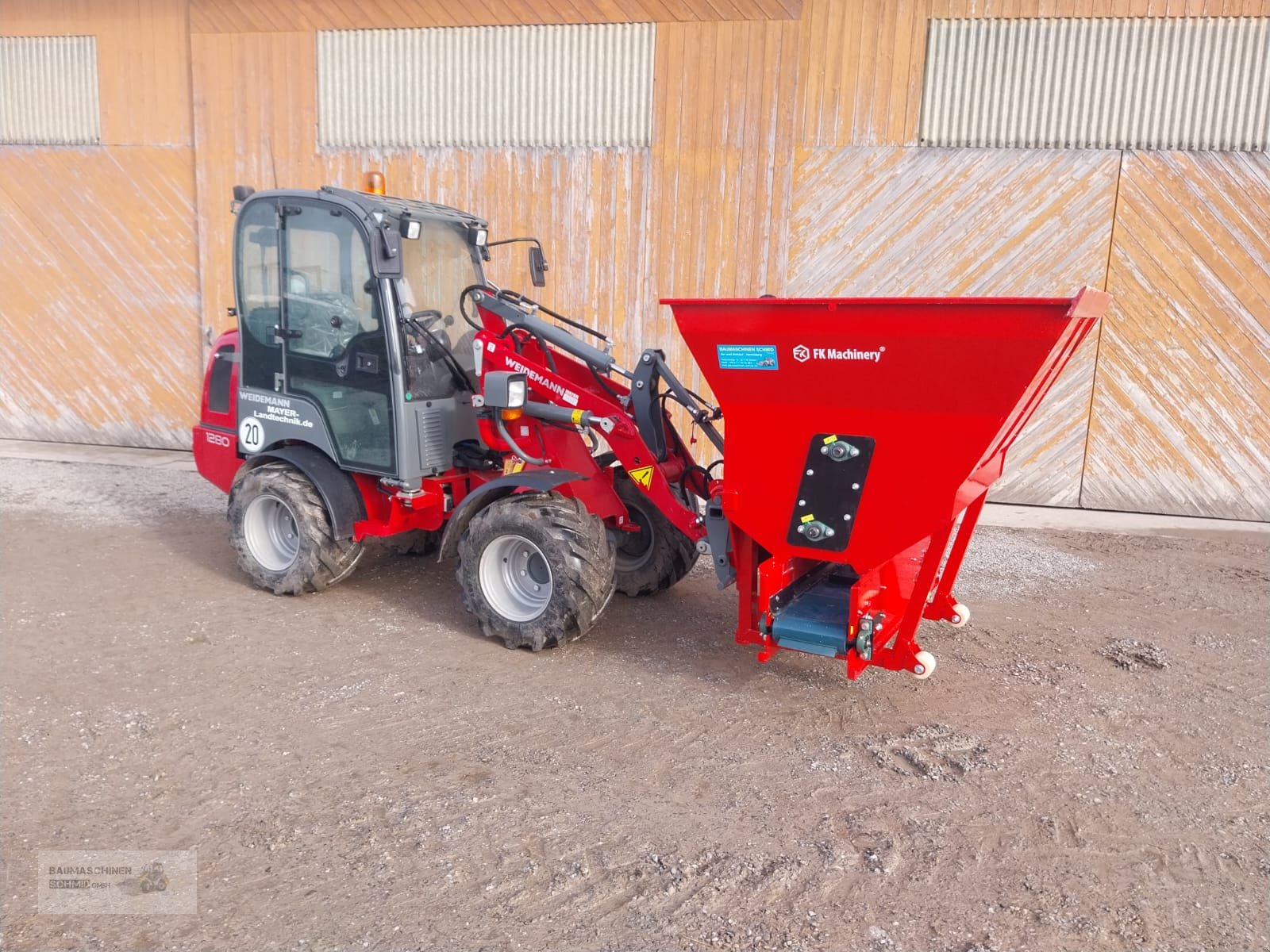 Einstreutechnik Türe ait FK Machinery Einstreugeräte 1,2m, 1,55m, 1,8m, 2,2m, Neumaschine içinde Stetten (resim 2)