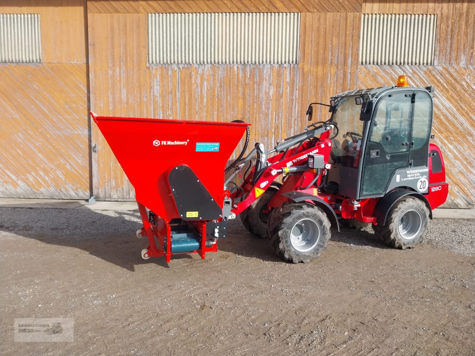 Einstreutechnik Türe ait FK Machinery Einstreugeräte 1,2m, 1,55m, 1,8m, 2,2m, Neumaschine içinde Stetten (resim 3)