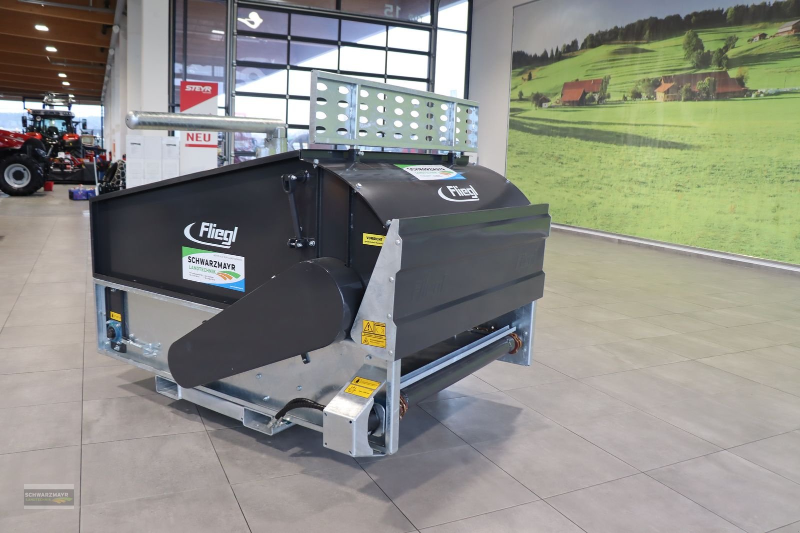 Einstreutechnik des Typs Fliegl AgroCenter Ballenauflöser, Neumaschine in Aurolzmünster (Bild 5)