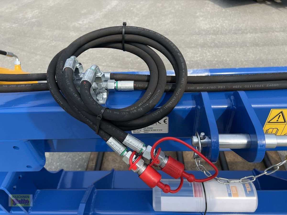 Einstreutechnik des Typs Göweil RBS Rundballen-Schneider, Neumaschine in Kötschach (Bild 11)